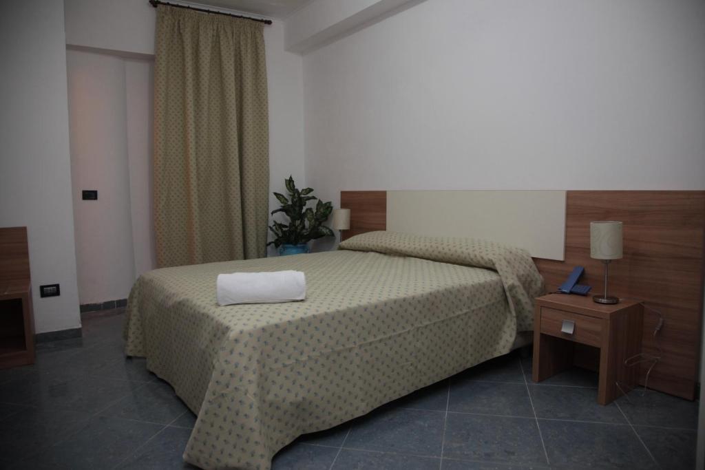 Baia Tropea Resort Паргелия Экстерьер фото